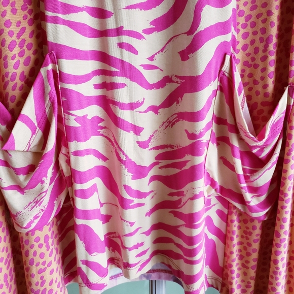 LOGO Tunic Style Top, Size M, never worn - Picture 6 of 9